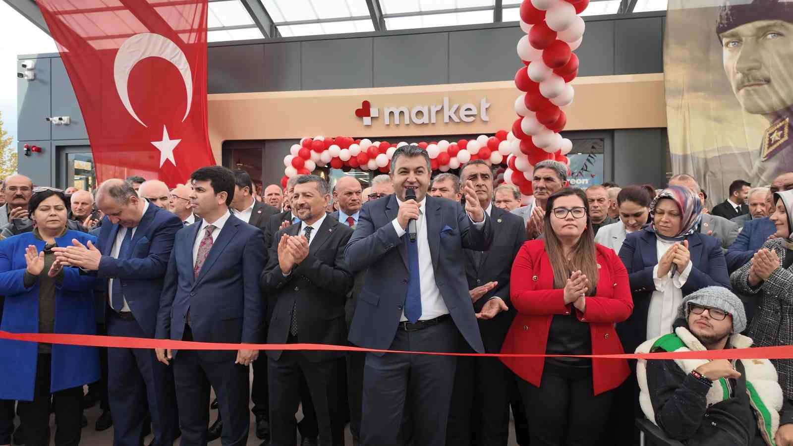 Gediz Belediyesi akaryakıt istasyonu hizmete girdi