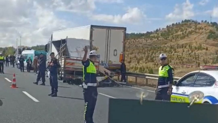 Eskişehir-Ankara karayolunda feci kaza: 1 ölü, 1 yaralı