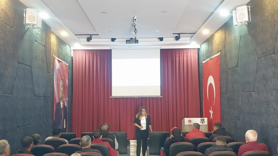 Eskişehir'de Cezaevlerinde Aile İçi İletişim Eğitimi Verildi