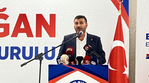 Eğitim-Bir-Sen Eskişehir’de yeni yönetimini belirledi: İbrahim Akar’dan önemli açıklamalar