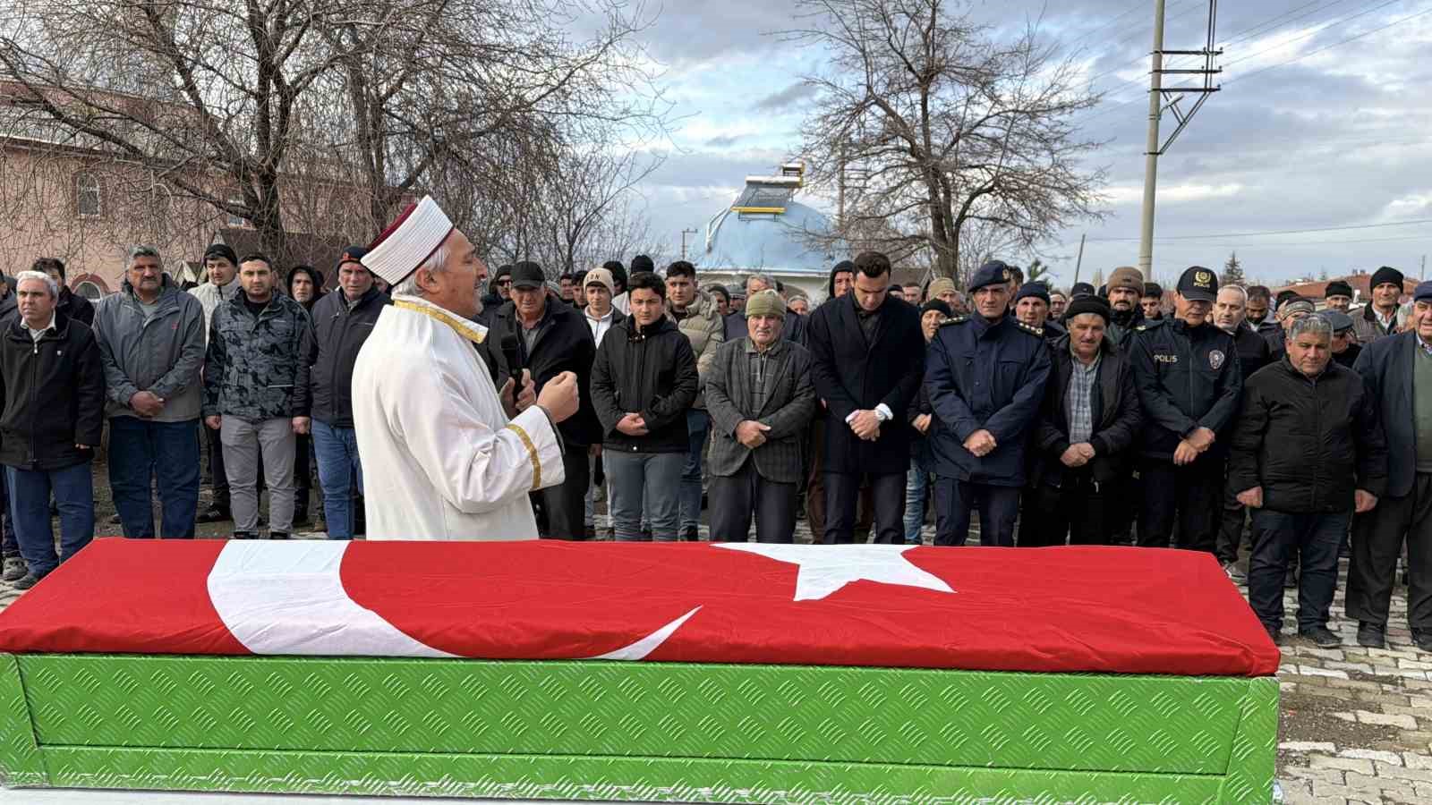 Afyonkarahisarda 96 yaşında hayatını kaybeden Kore gazisi toprağa verildi