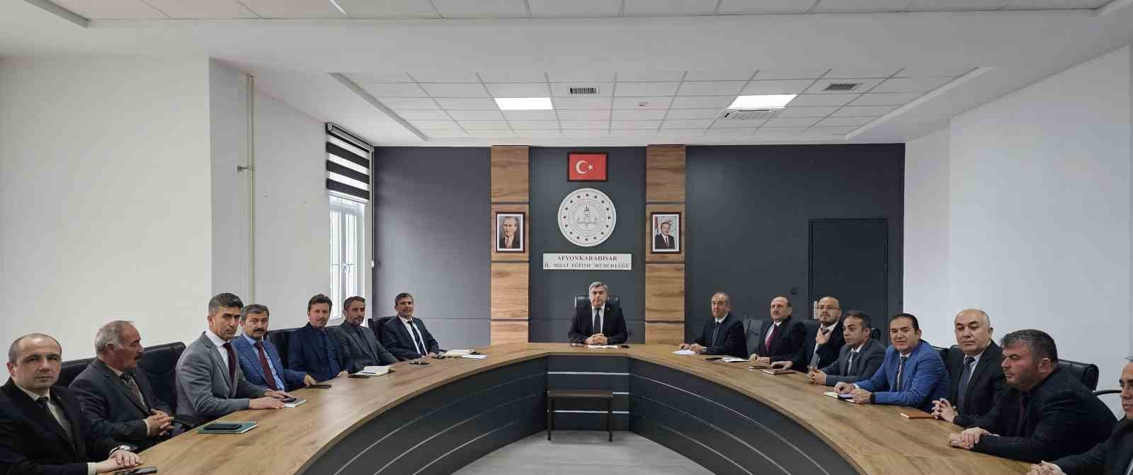 Afyonkarahisarda ilçelerinde eğitim durumu değerlendirildi