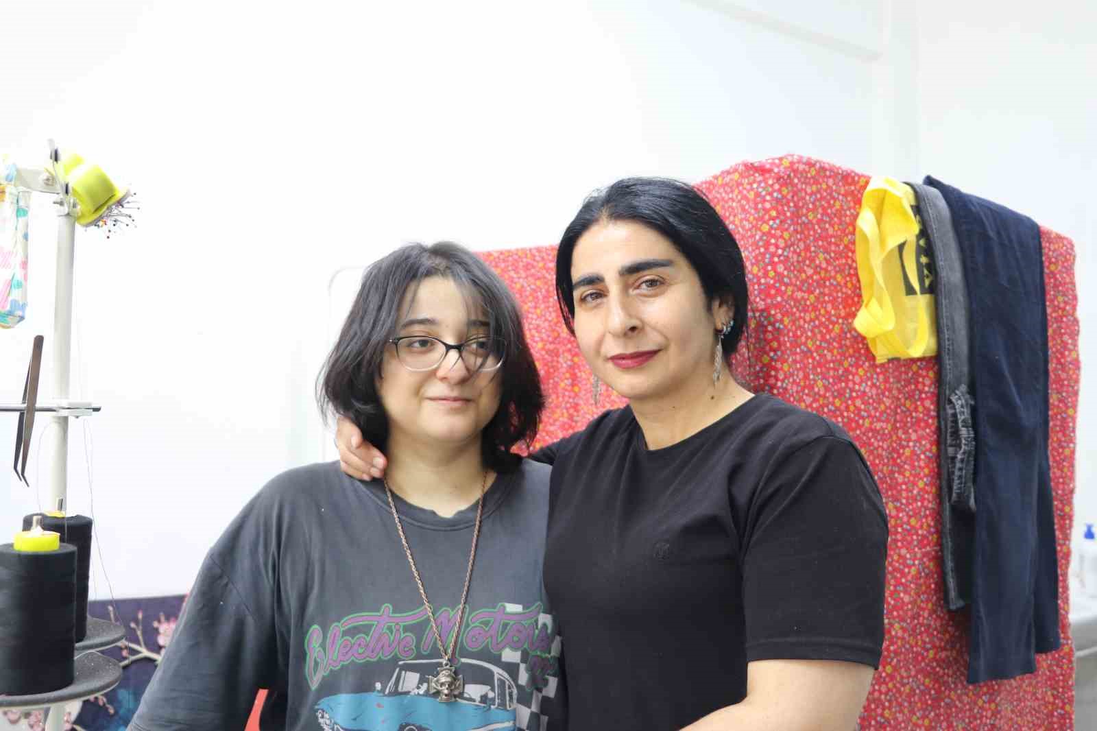 25 yıllık düzenini kızı için bırakan terzi Hatice Kılıç, Eskişehir'de yeni bir sayfa açtı