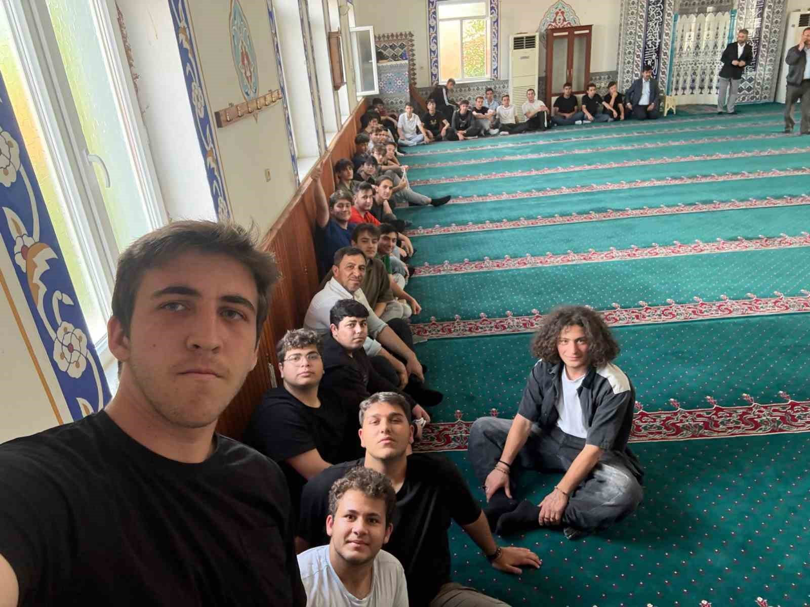Beylikovalı gençler 1453 ruhuyla Ulu Camiinde buluştu
