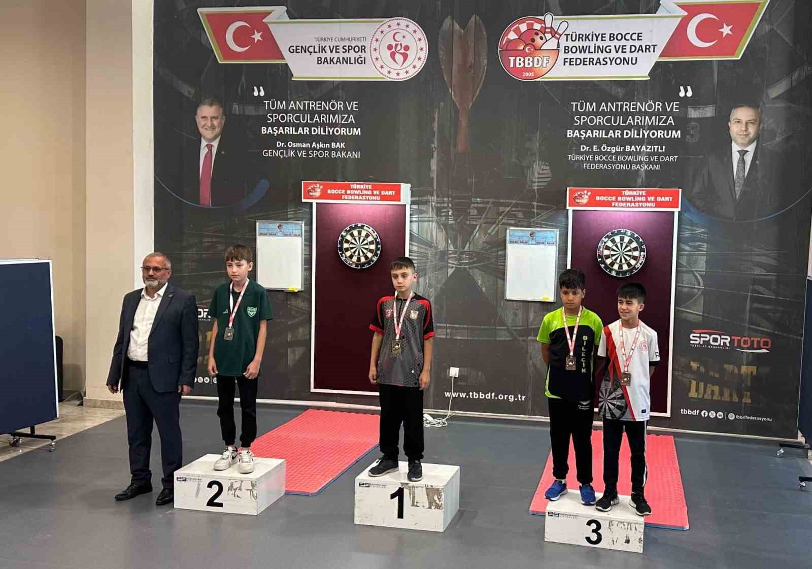 Bilecikli sporcu Güney Cebeli Ankarada 2 madalya kazandı