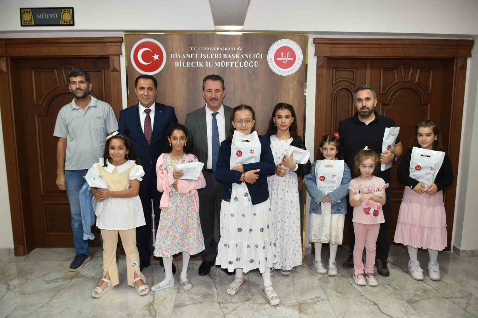 Bilecikte çocuk evlerinde Kuran-ı Kerim sevinci