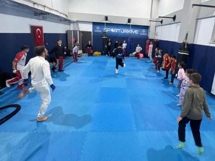 Bilecikte kick boks spor okullarına yoğun ilgi