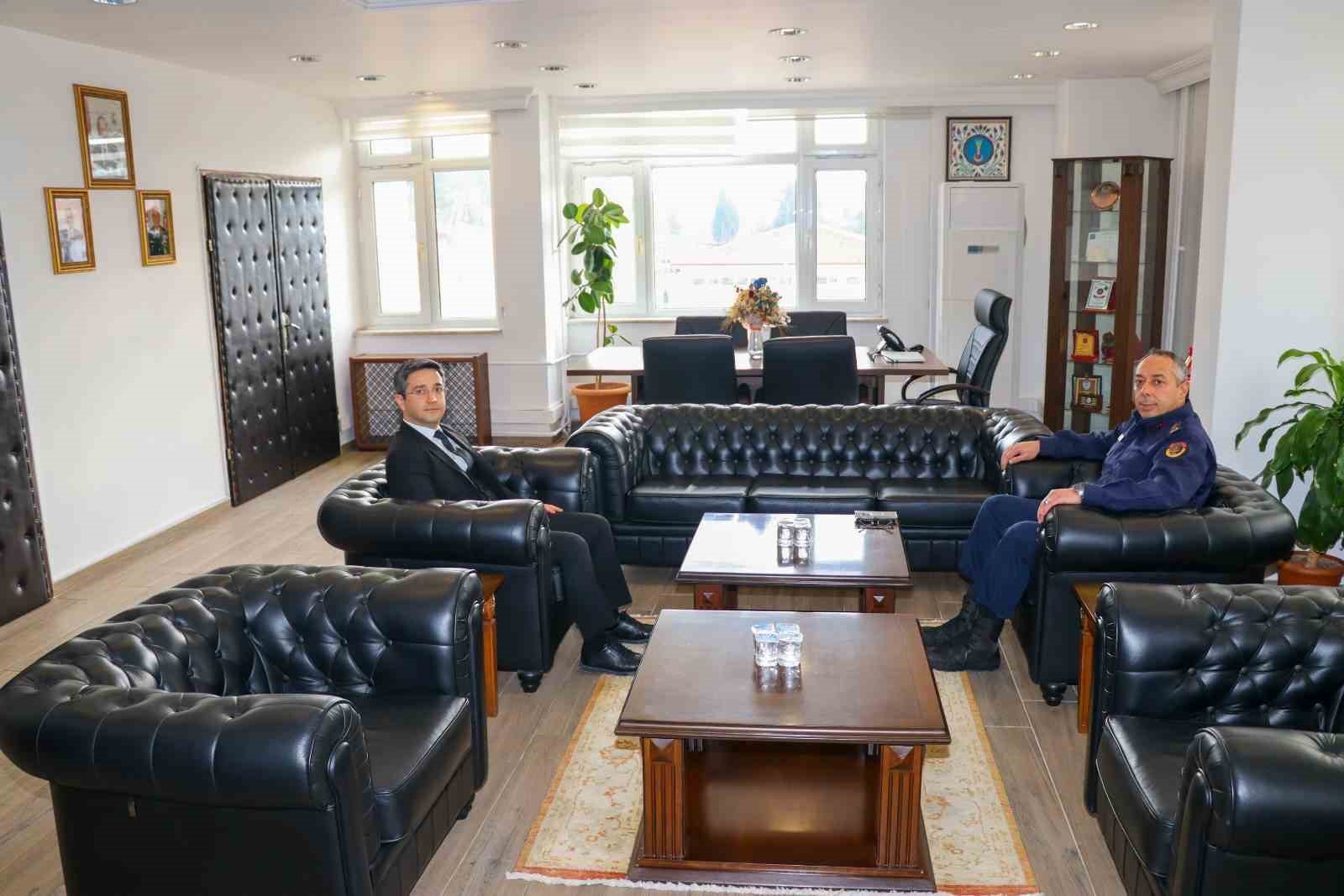 Bilecikte kurum müdürlerinden Jandarma Komutanı Vanlıya ziyaret