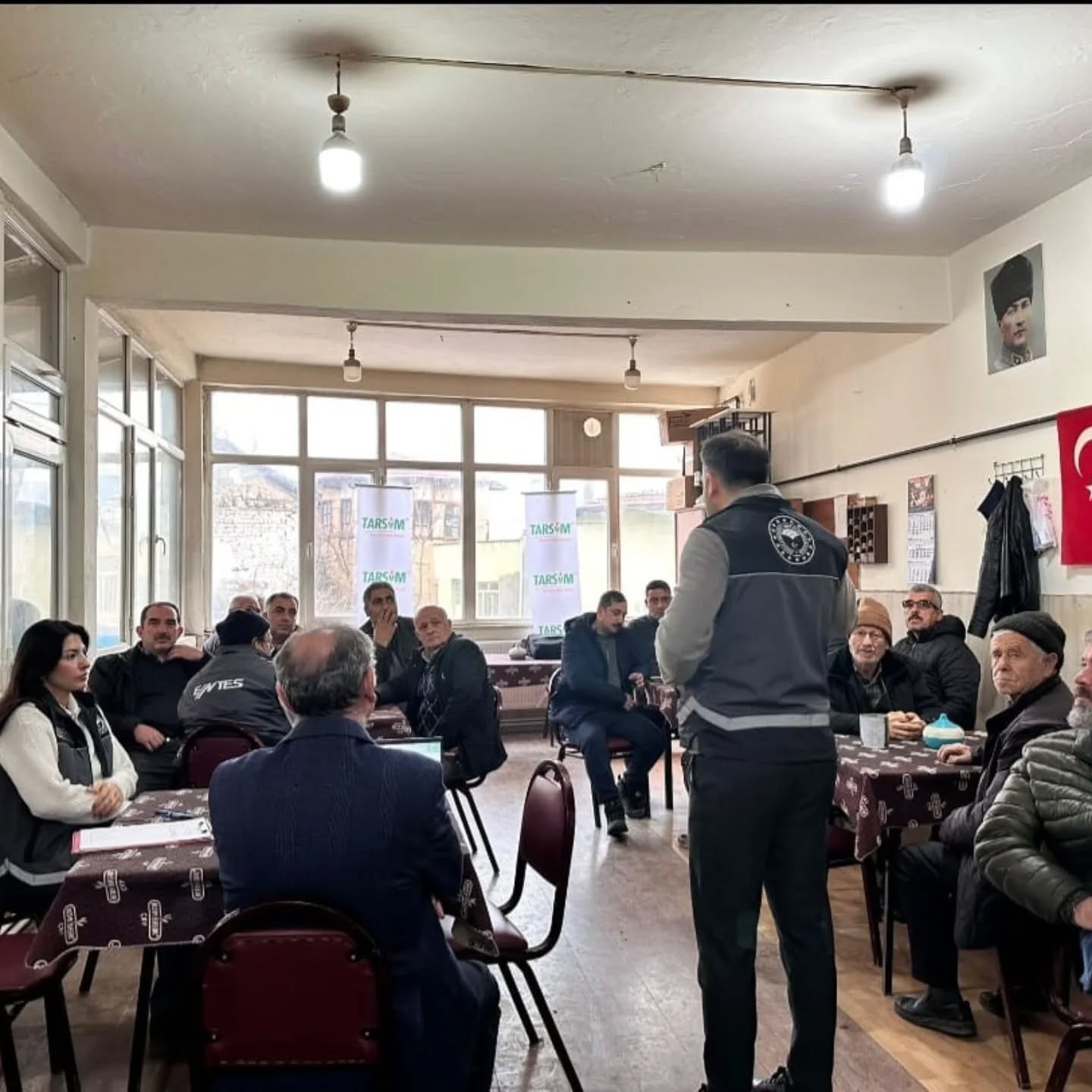 Bilecikte tarım yetkilileri üreticilerle sahada buluştu