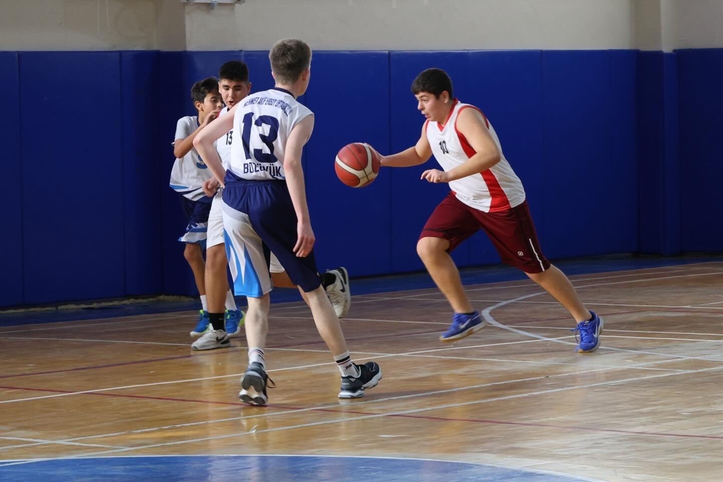 Bilecikte yıldız basketbol heyecanı sürüyor