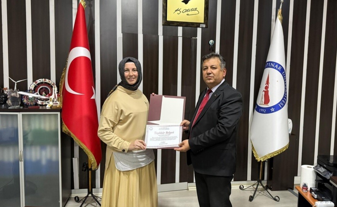 Bilgili öğrencilerle kariyer söyleşisinde bir araya geldi