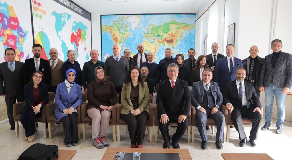 DPÜde Uygulama ve Araştırma Merkezleri Müdürler Toplantısı gerçekleştirildi