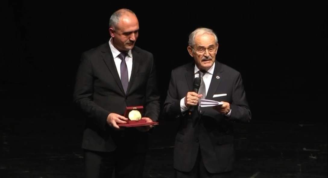 Eskişehir Büyükşehir Belediyesinin eski başkanı Büyükerşen aktif siyaseti bıraktı