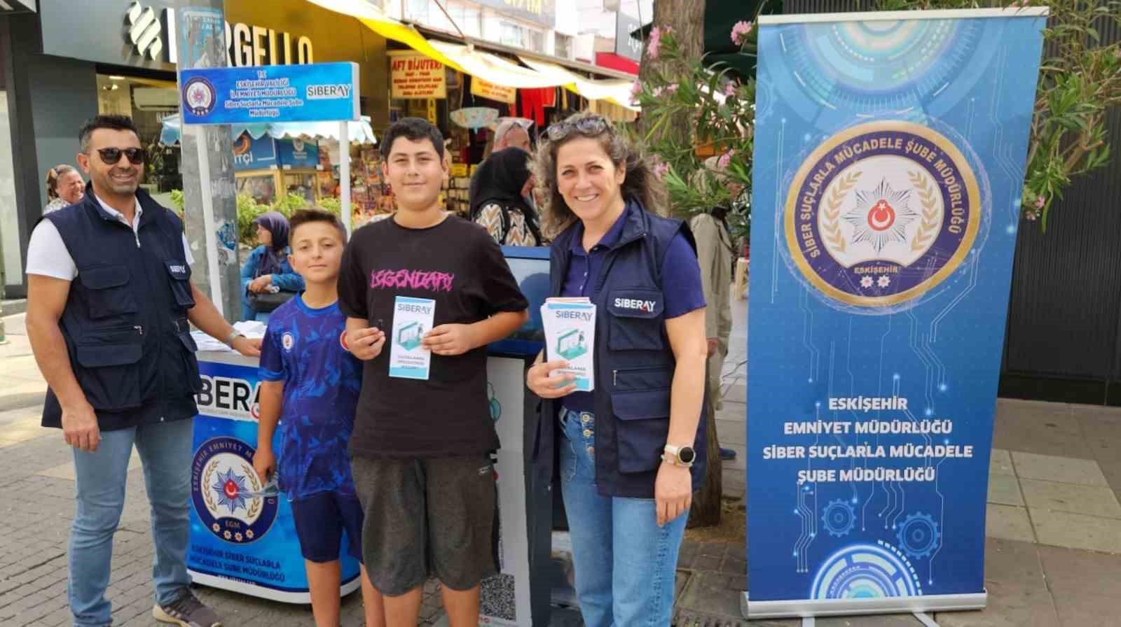 Eskişehirde 1 yılda 65 bin 82 vatandaş siber suçlarla ilgili bilgilendirildi