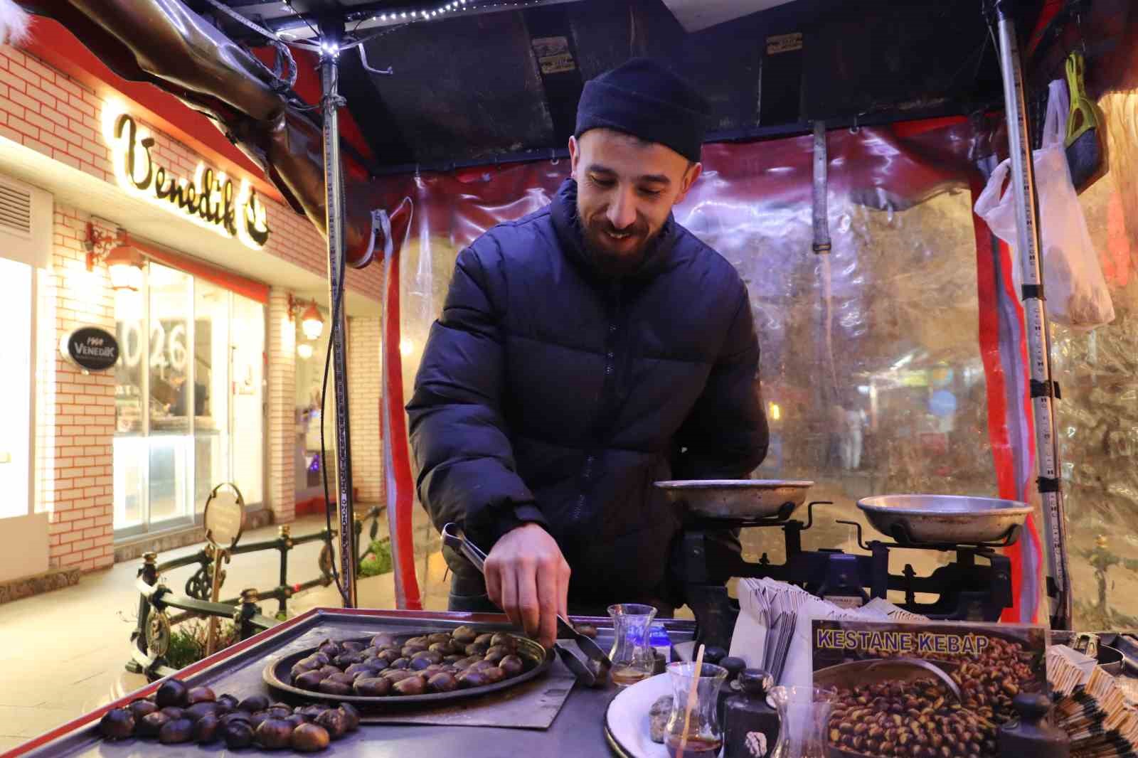 Eskişehirde eksi 7 derecede kestane mesaisi