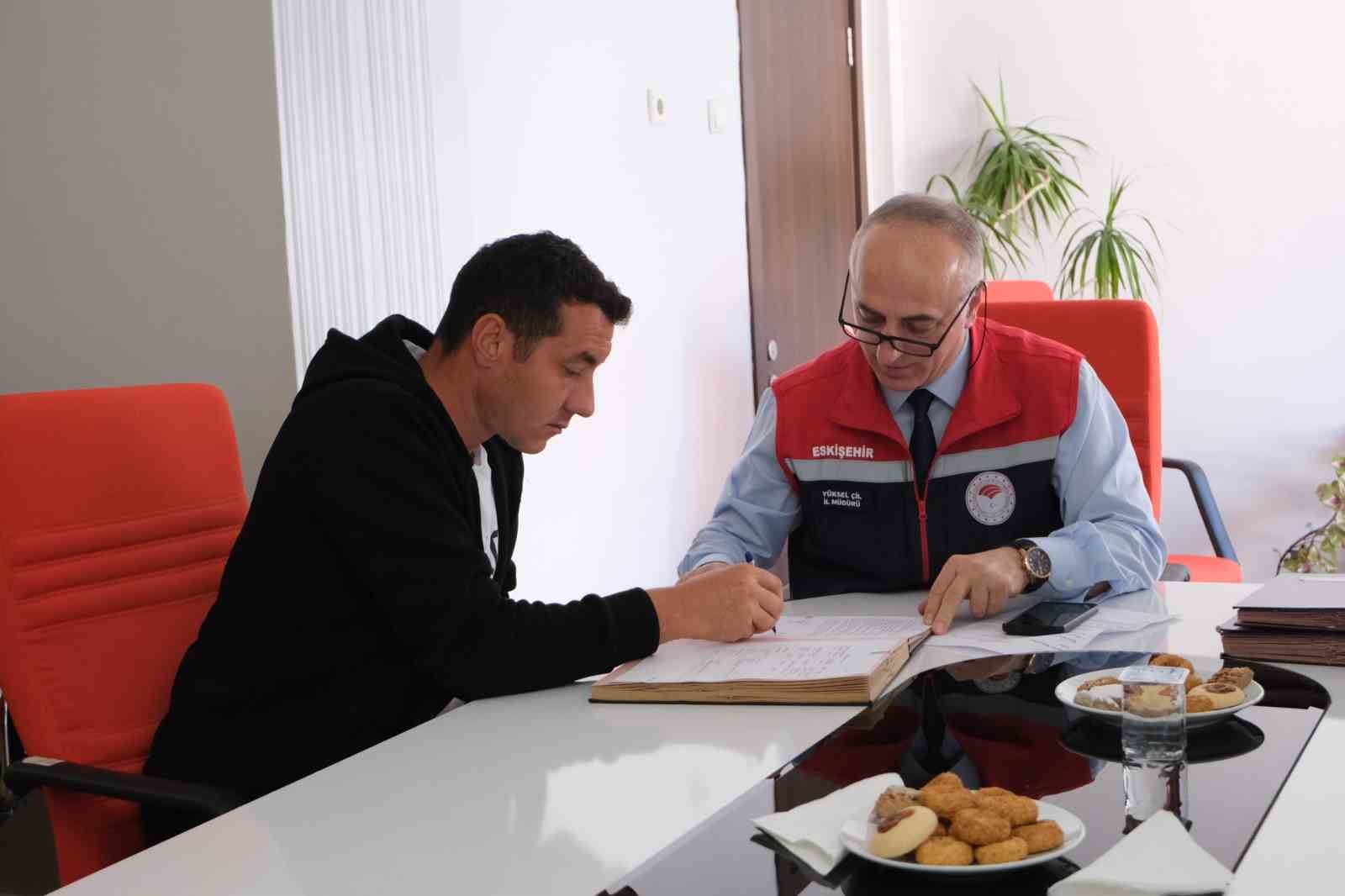 Eskişehir'de işlenmeyen tarım arazileri üretime kazandırılıyor