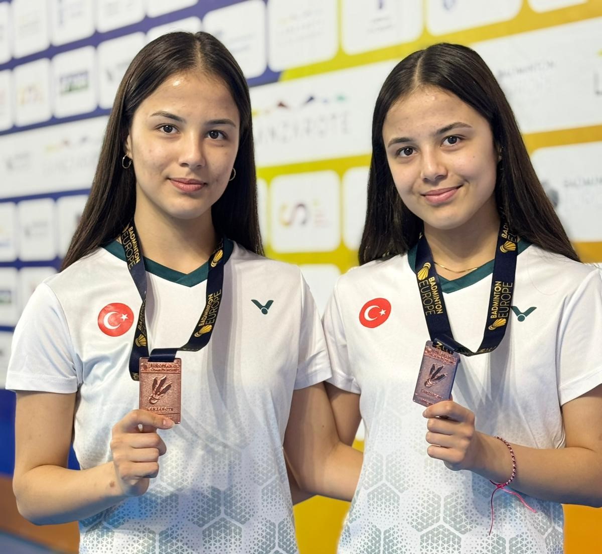 Eskişehirli milli sporcu ikizler Avrupa 3'üncüsü oldu