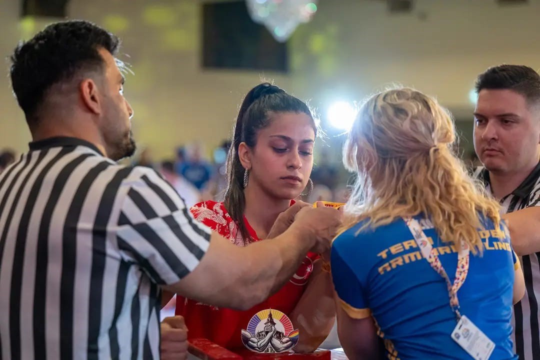 Eskişehirli sporcunun bileği Avrupa'da bükülemedi