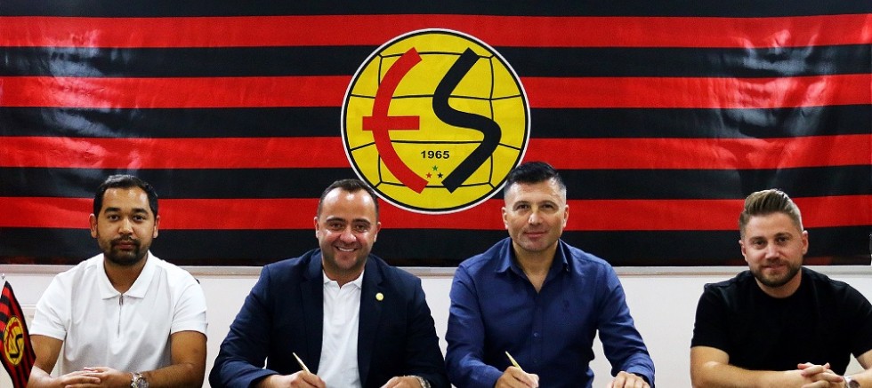 Eskişehirspor'un yeni teknik direktörü belli oldu