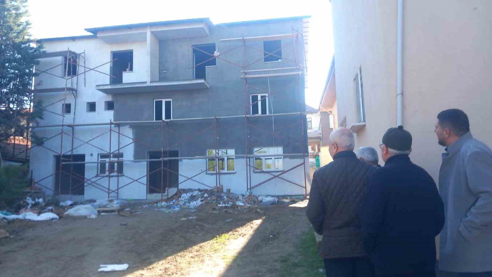 Gediz Erdoğmuş Mahallesinden takdire şayan dayanışma