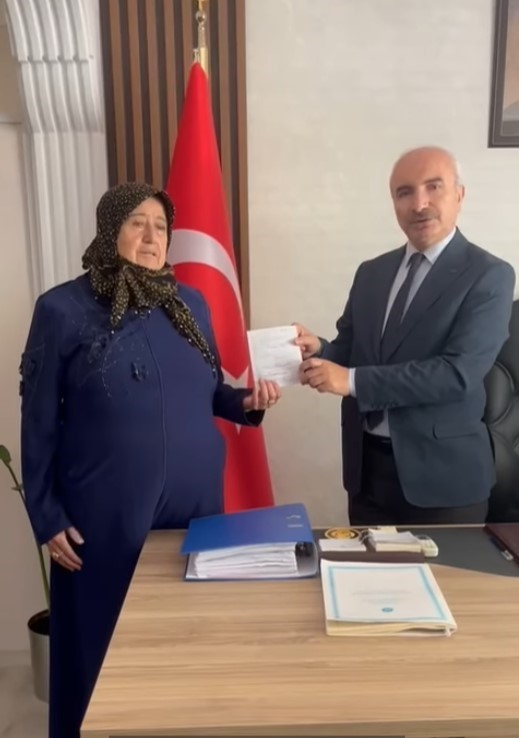Gedizde hafızlık Kuran Kuran kursuna destekler sürüyor