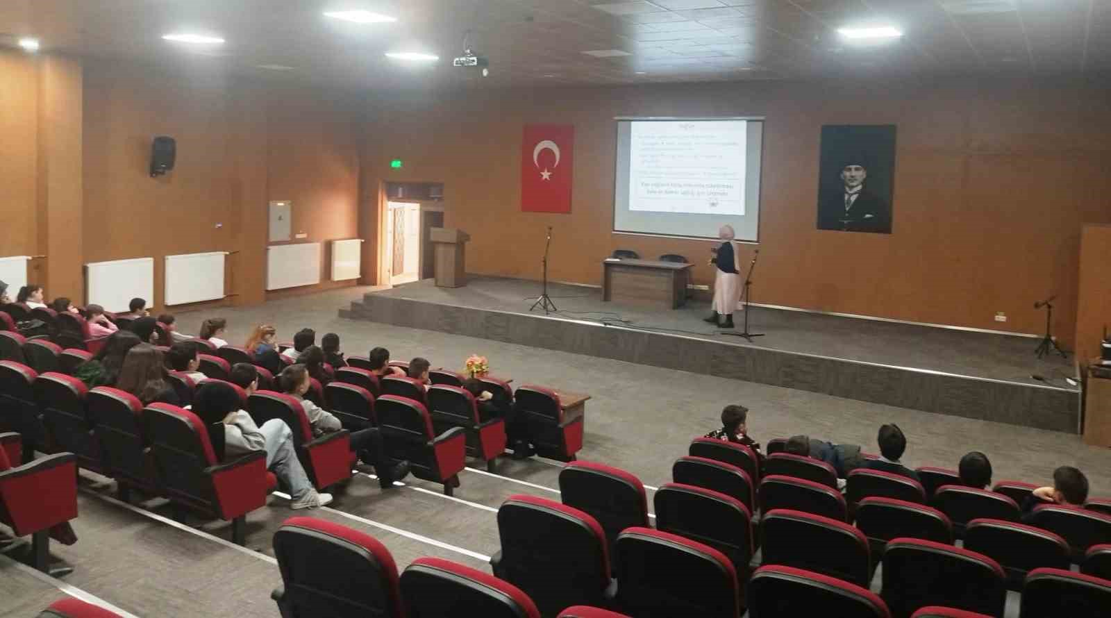 Hisarcıkta öğrencilere yönelik bilinçlendirme eğitimleri