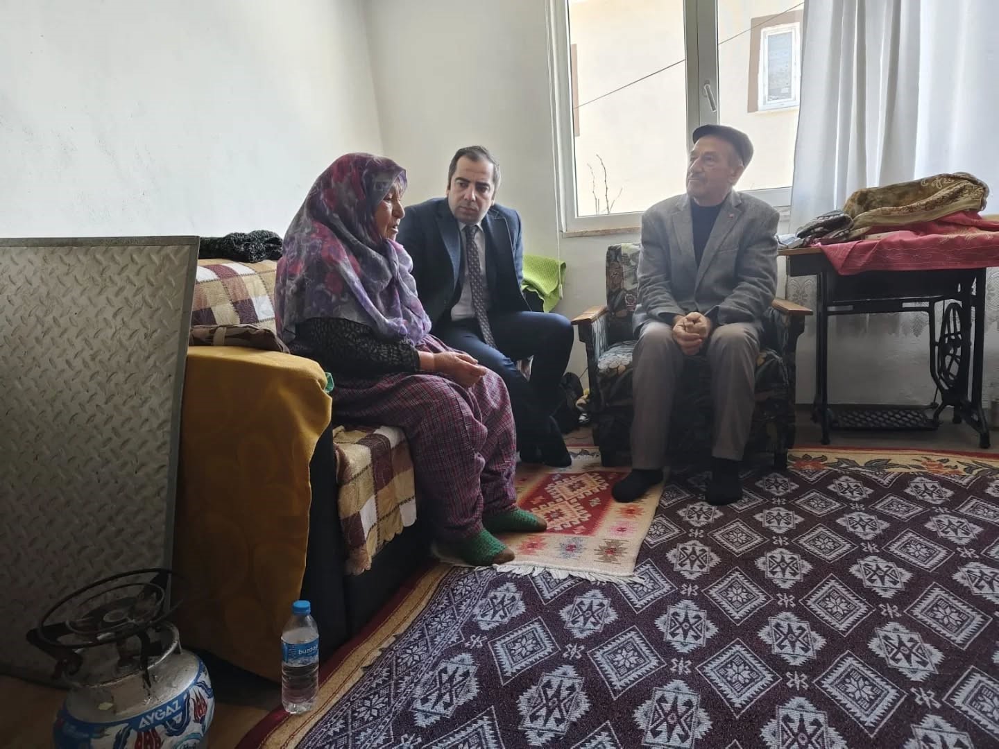 Kaymakam Uçardan Yularıçaylı Köyünde gönül köprüsü