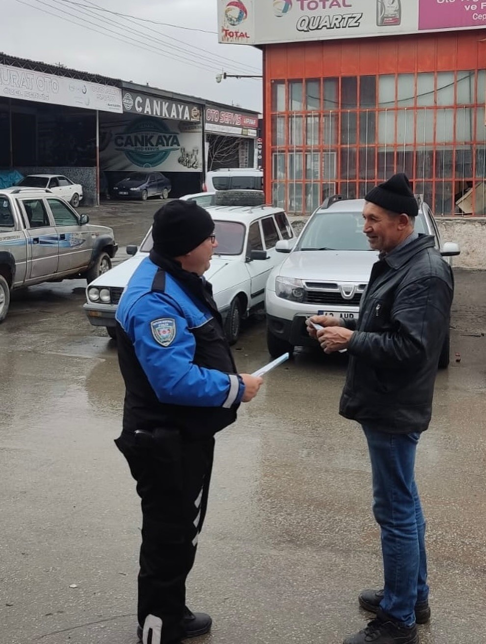 Kütahya Emniyetinden dolandırıcılık ve hırsızlığa karşı bilgilendirme çalışması