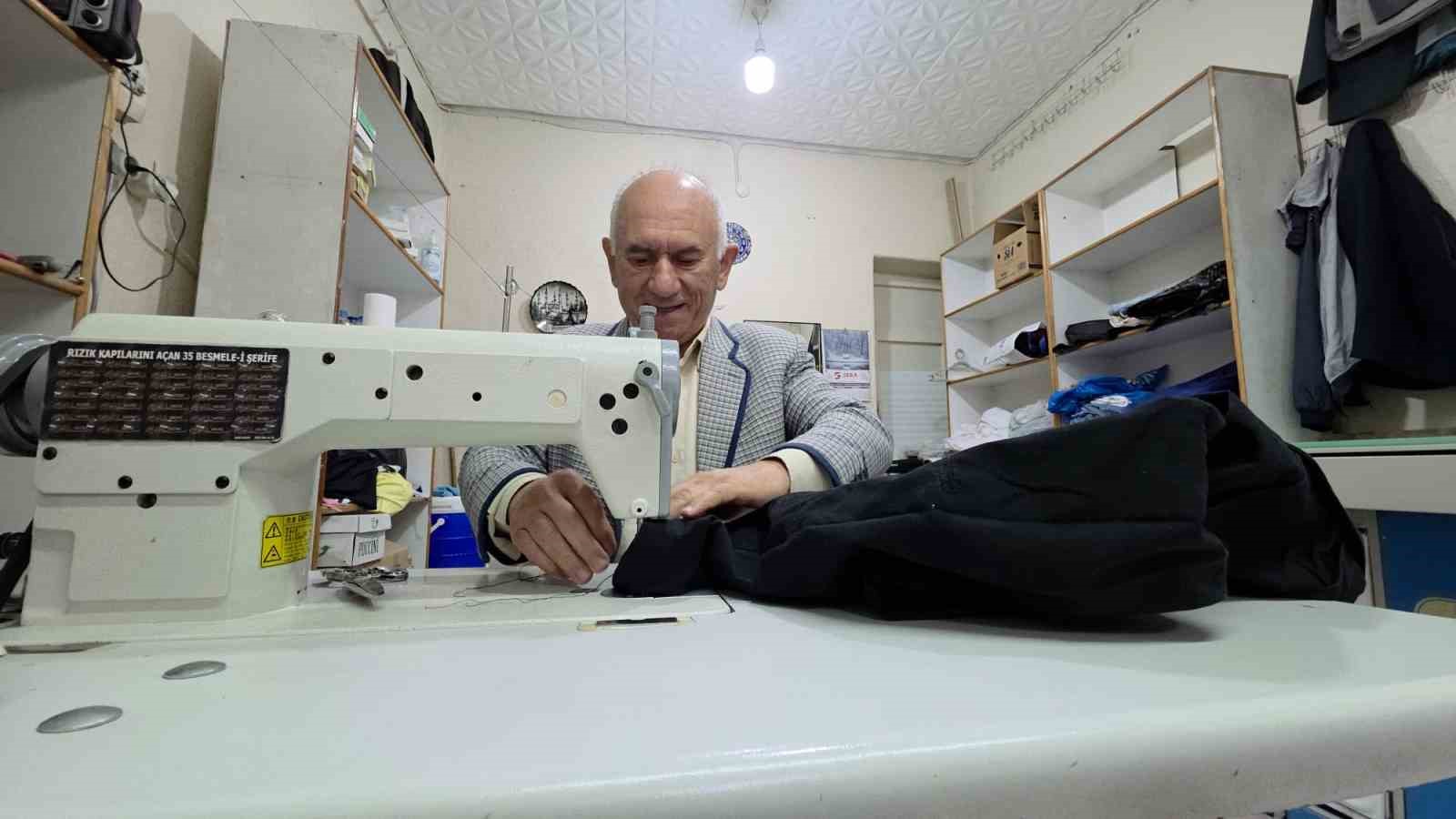 Kütahyada 52 yıllık terzi Himmet Kalkan: Sanat artık bitmek üzere