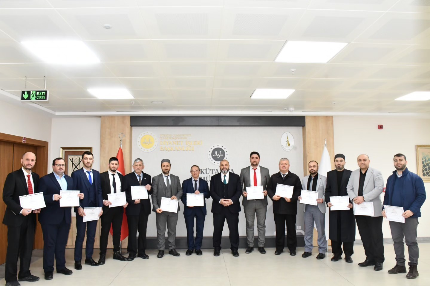 Kütahyada din görevlilerine Vaaz Becerilerini Geliştirme konulu hizmet içi eğitim kursu