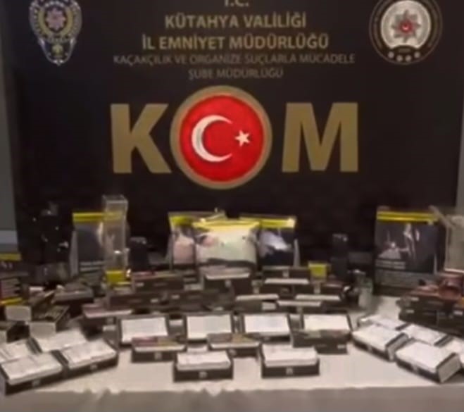 Kütahyada kaçakçılığa darbe, 3 şüpheli gözaltına alındı