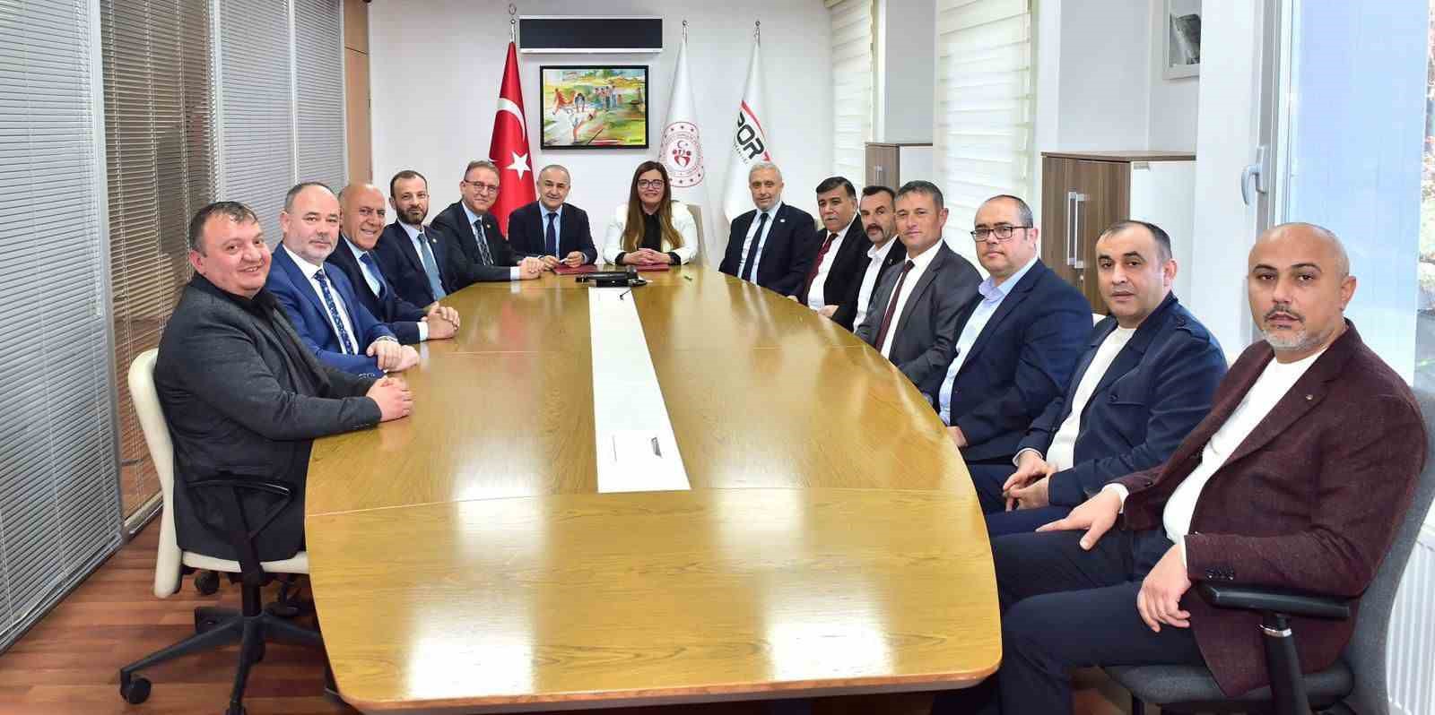 Kütahyada spor altyapısına güçlü yatırım