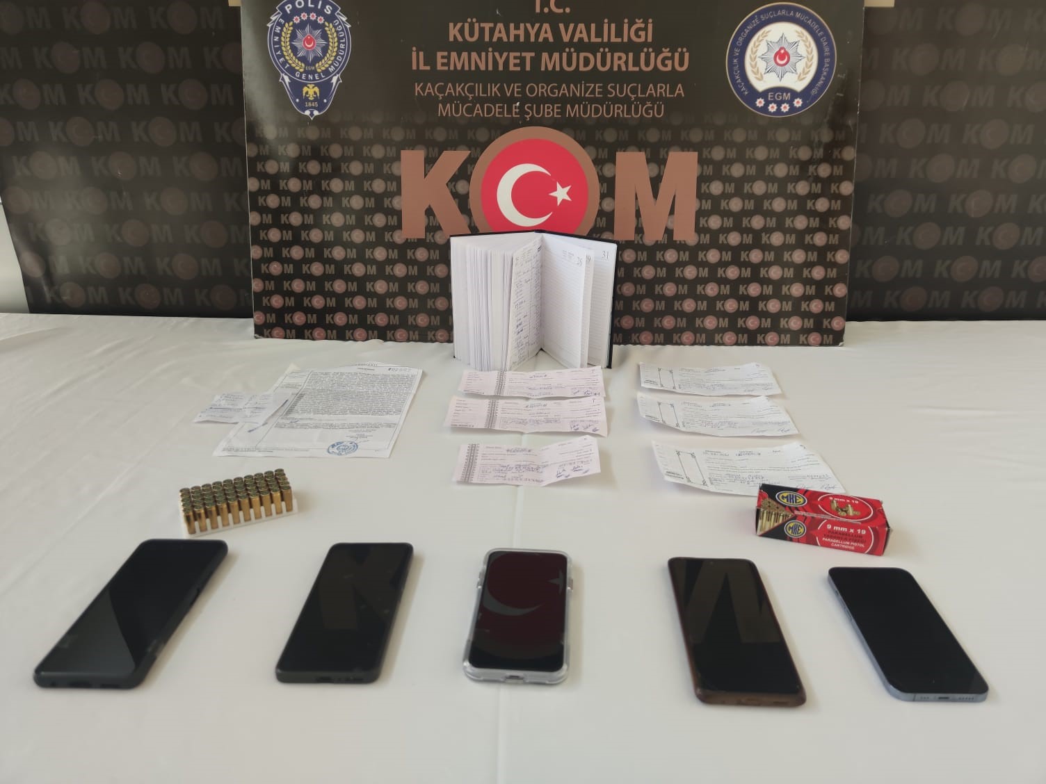 Kütahyada tefecilik operasyonu, 6 şüpheli yakalandı