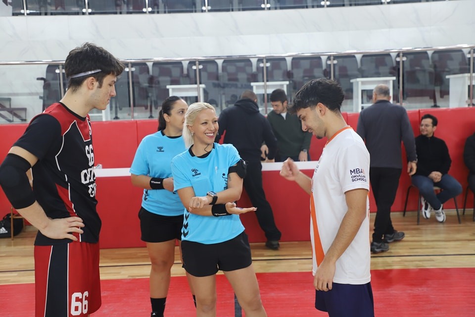 Okul Sporları Gençler B Hentbol Yarı Finalleri Kütahyada tamamlandı