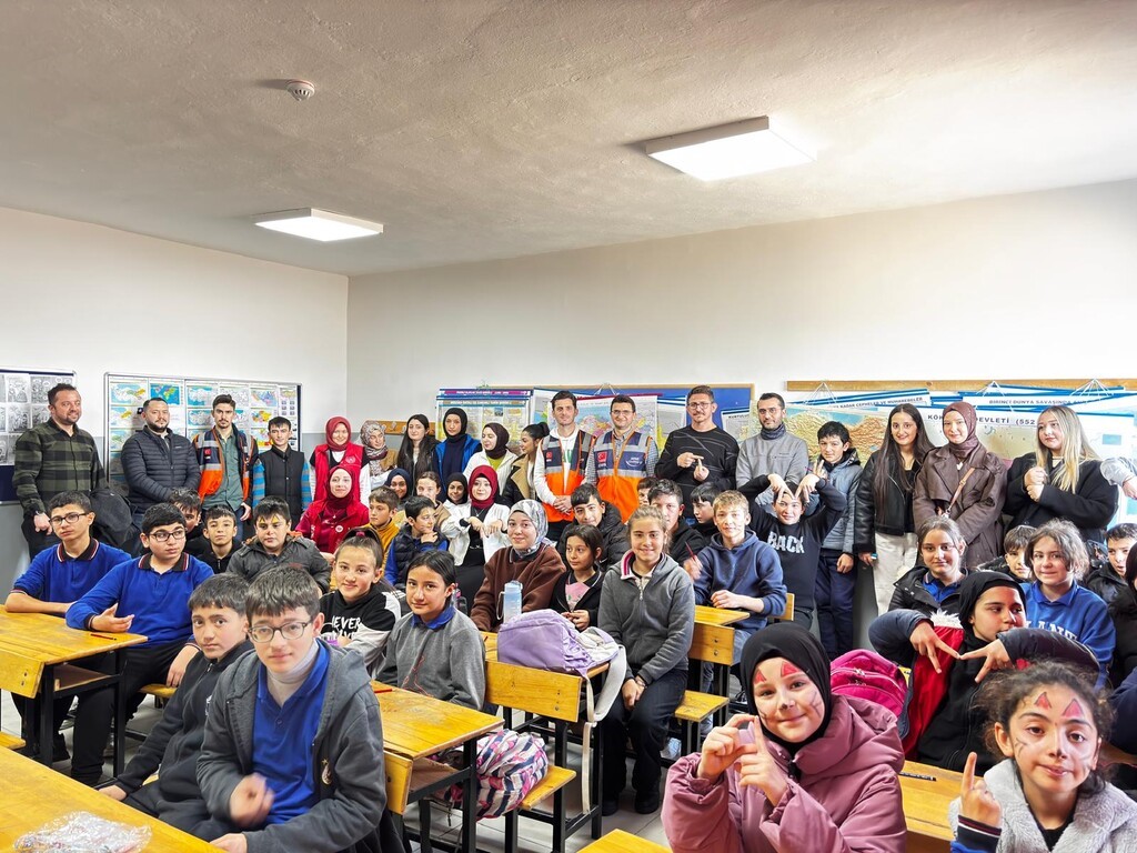 Şaphane MYOdan sosyal sorumluluk etkinliği