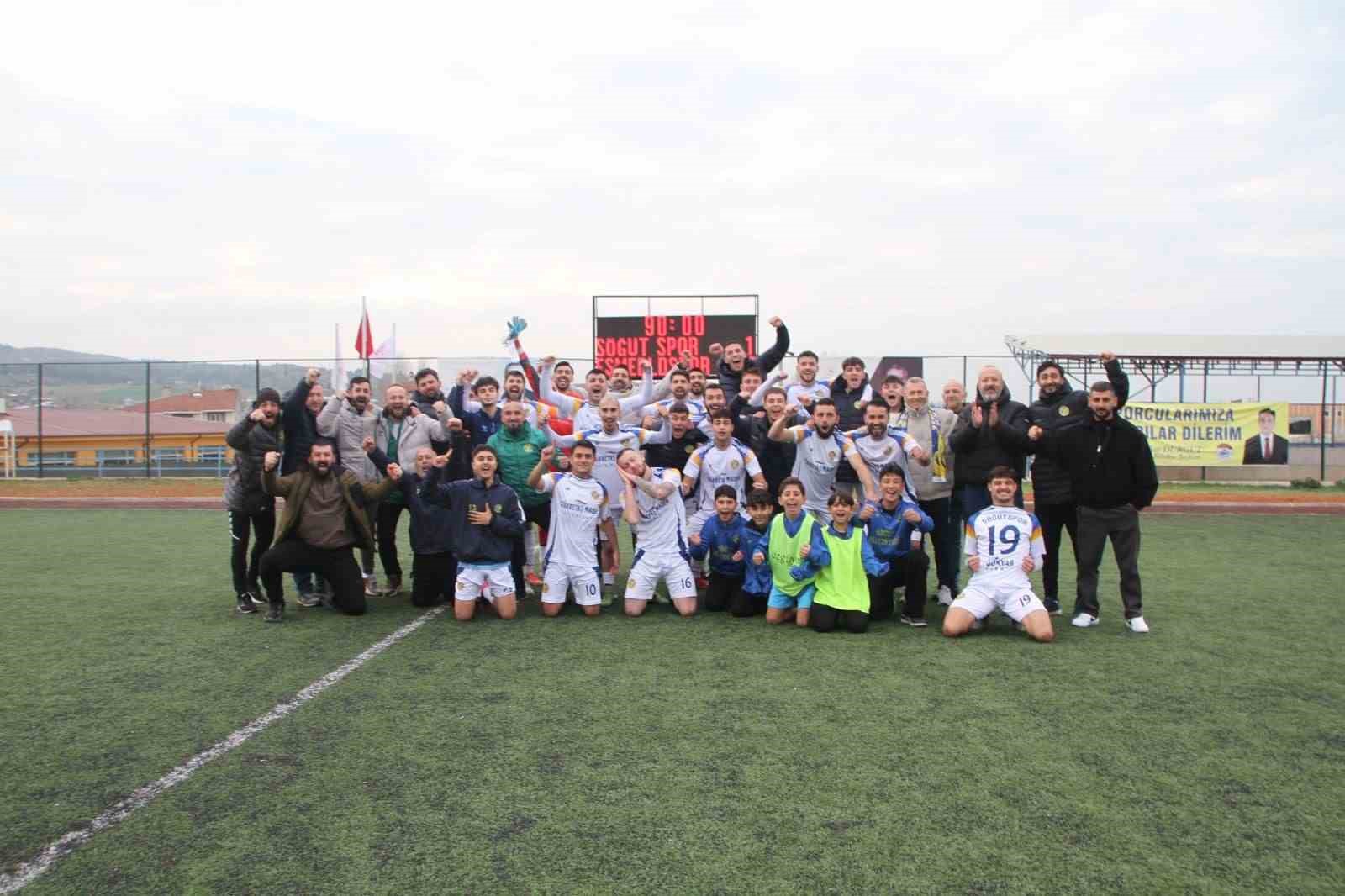 Söğütspor evinde lideri devirdi