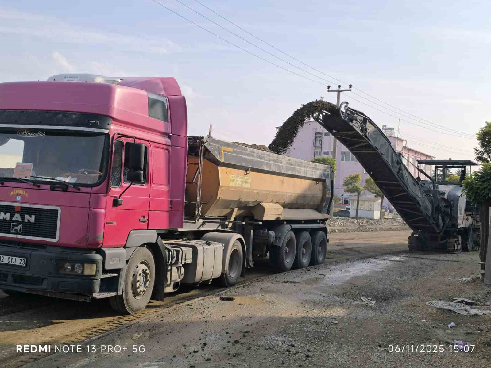 Şuhutda üst yapı çalışmaları devam ediyor