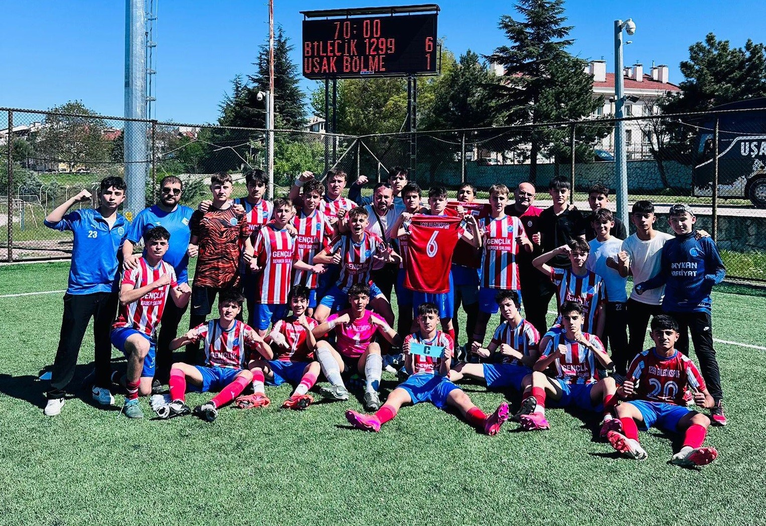 1299 Bilecik Spor, Uşak Bölmespora gol oldu yağdı