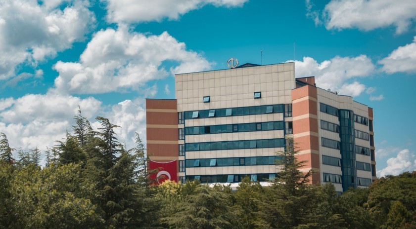 Açıköğretimde programlar devam ediyor, fakülteler birleşti
