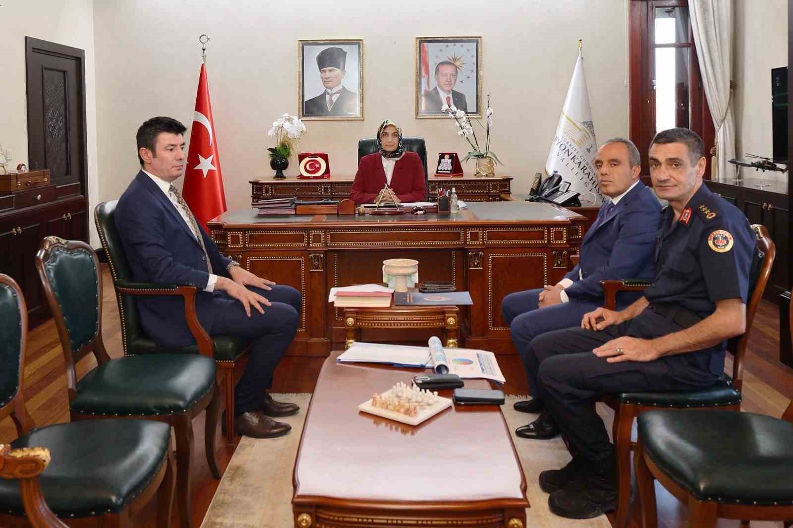 Afyonkarahisar'da güvenlik ve asayiş toplantısı