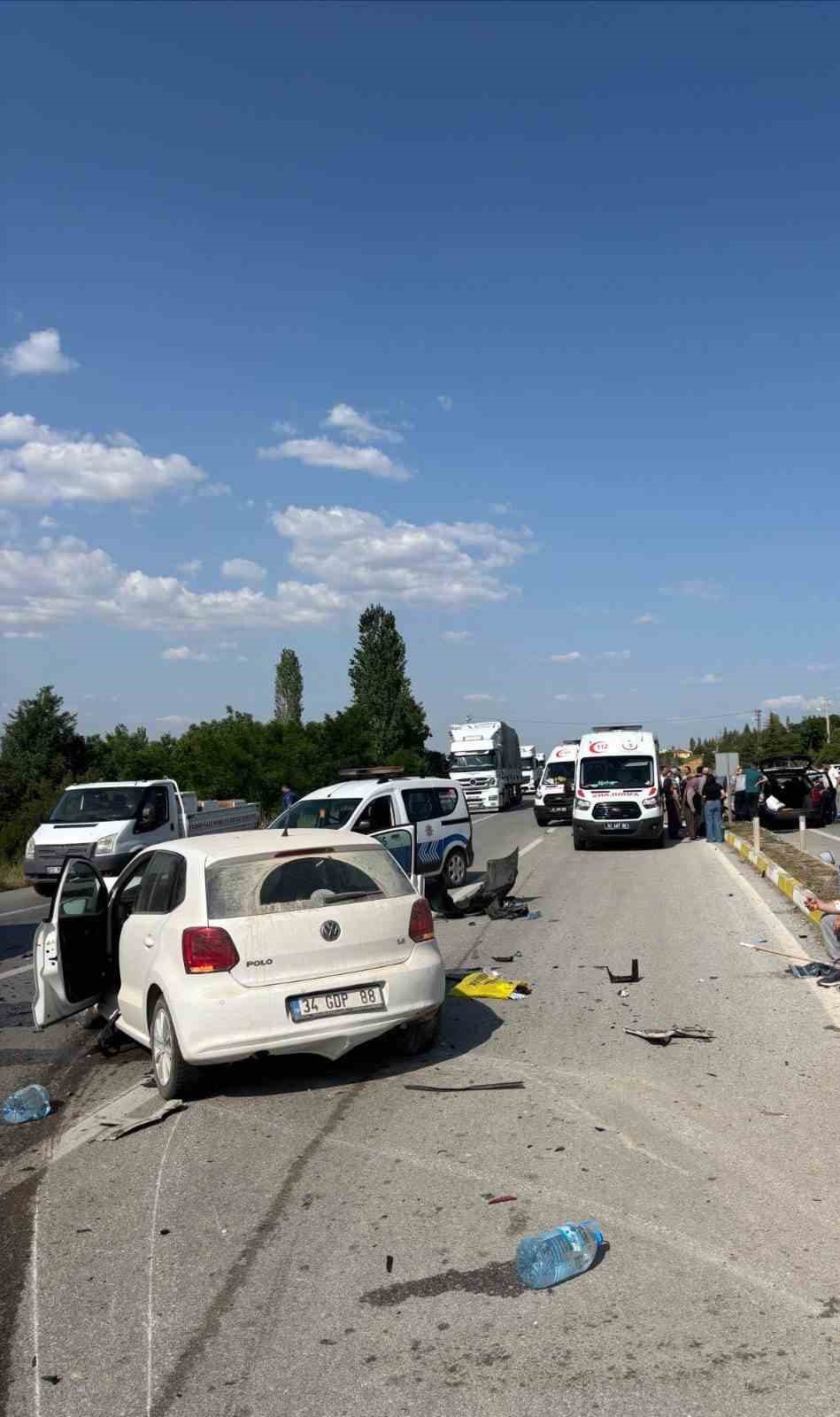 Afyonkarahisar'da kaza: 1 ölü, 3 yaralı