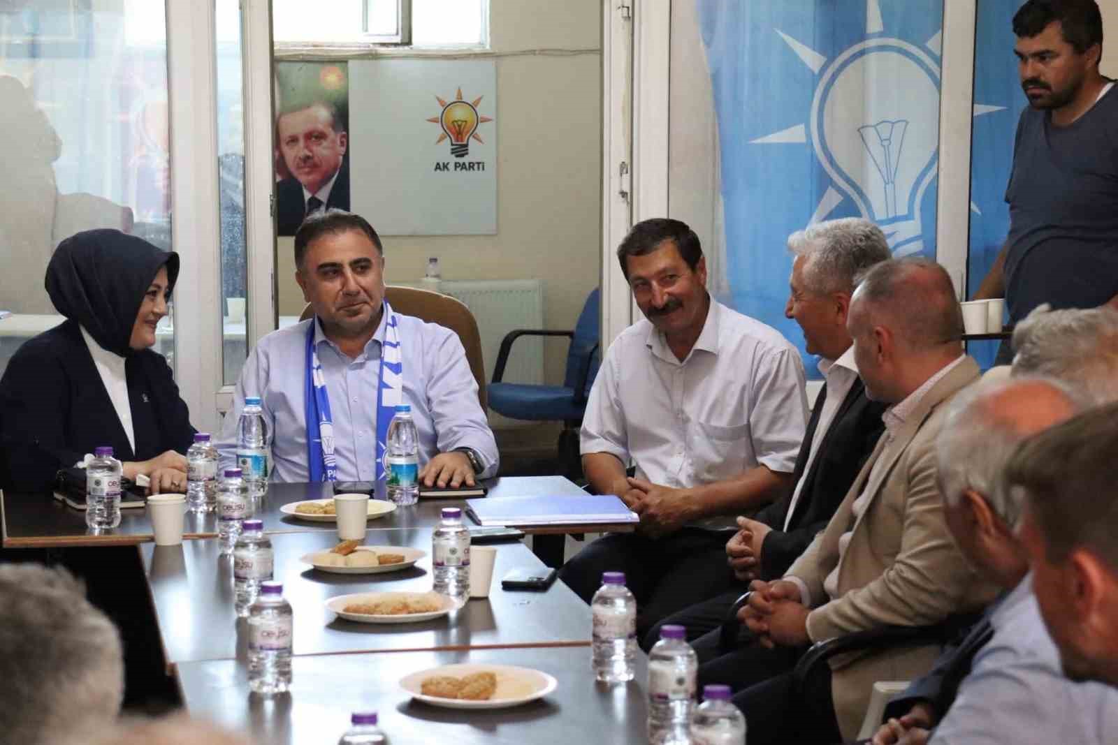 AK Parti Genel Merkez Teşkilat İl Koordinatörü Mehmet Ali Okur, Kütahya'da