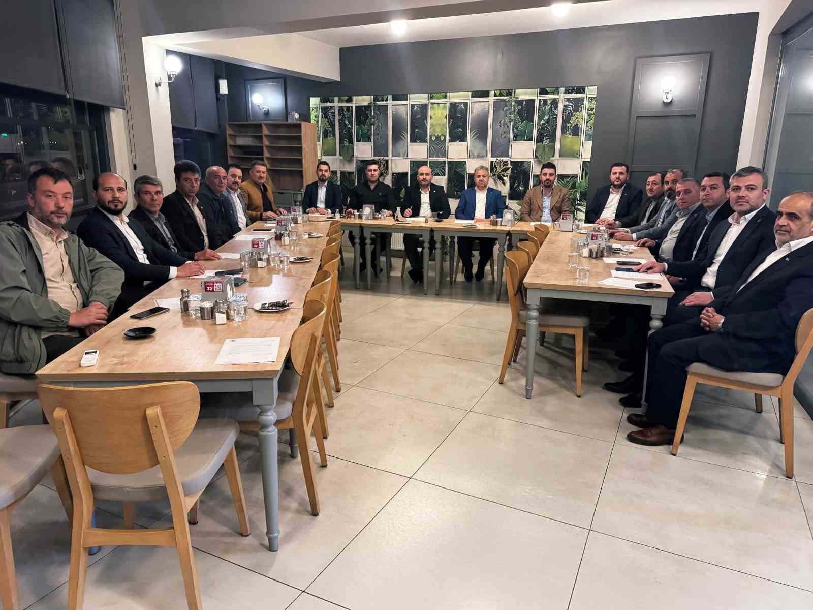AK Parti İlçe Başkanları İstişare ve Değerlendirme Toplantısı
