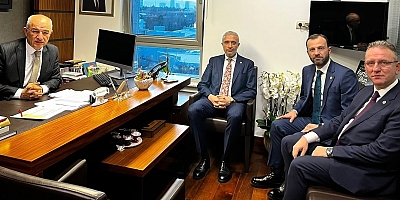 AK Parti milletvekillerinden Ali Fazıl Kasap'a taziye ziyareti