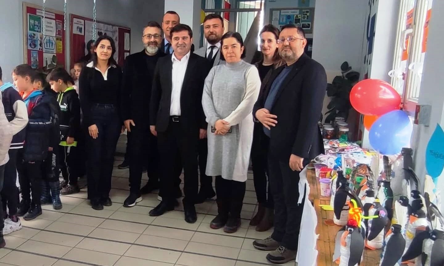 Altıntaş'ta miniklerin el yapımı oyuncak sergisi