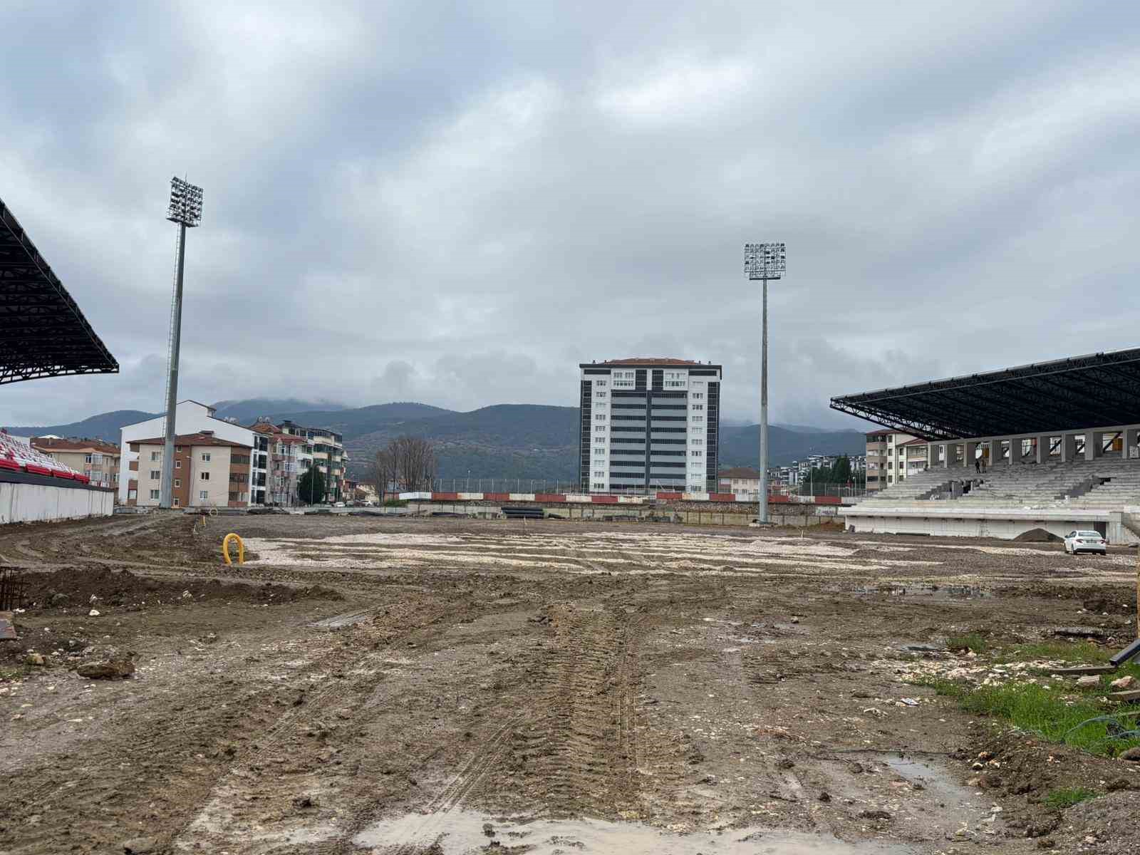 Bakan Yardımcısı Eminoğluna stat için dosya