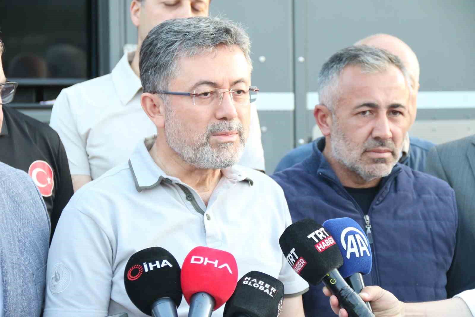 Bakan Yumaklı: Türkiye'de 2 günde 150 yangın çıktı