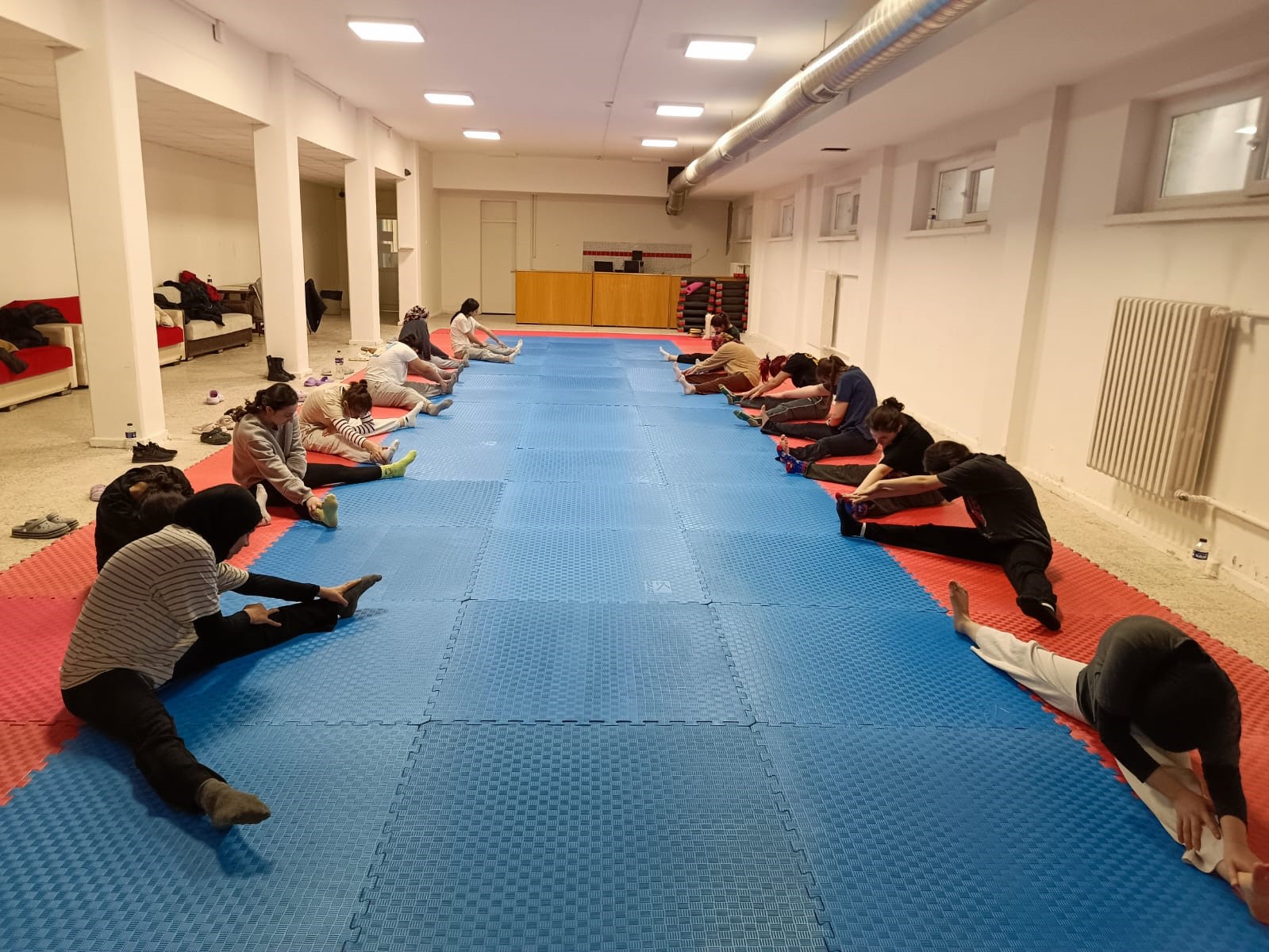 Bala Hatun Yurdunda taekwondo eğitimleri sürüyor