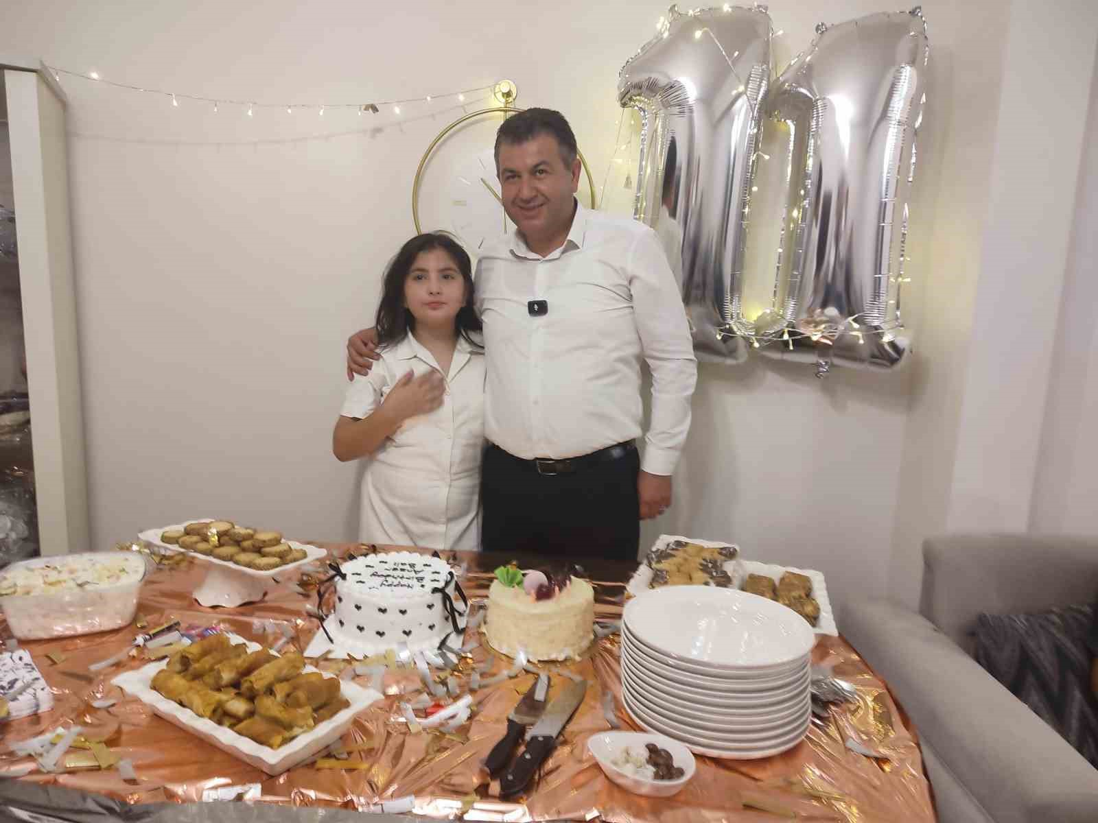 Başkan Akelden minik Buğleme doğum günü sürprizi