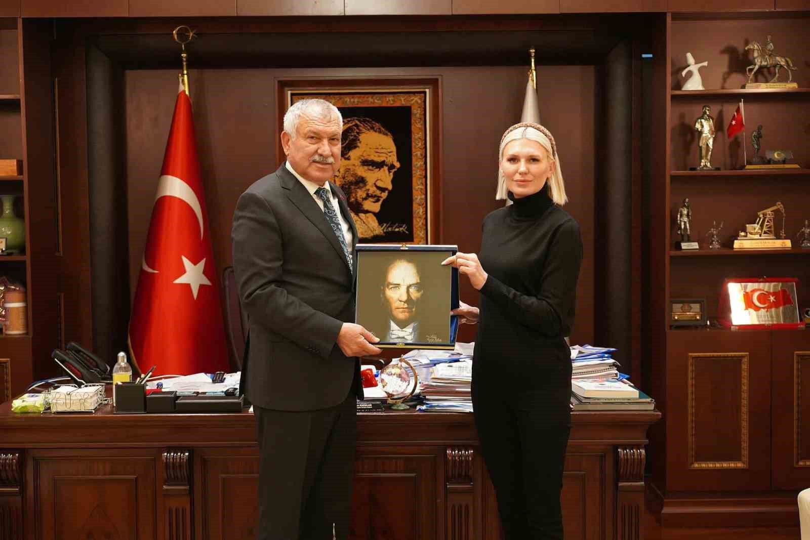Başkan Subaşıdan Başkan Karalara destek